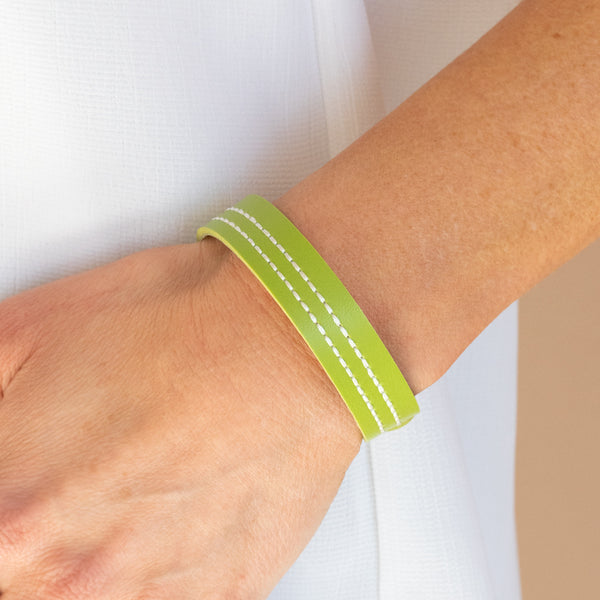 Life Is WANDER-ful ~ Green Bracelet