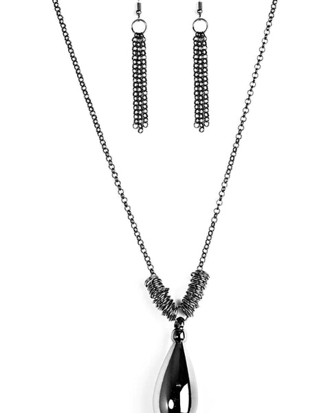 Just A Drop ~ Black Necklace