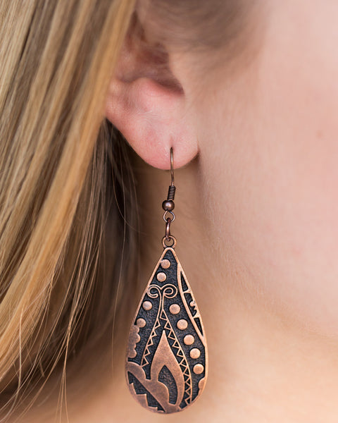 Token Texture ~ Copper Earrings