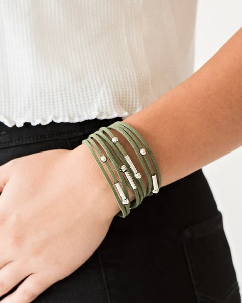 Back To BACKPACKER ~ Green Bracelet