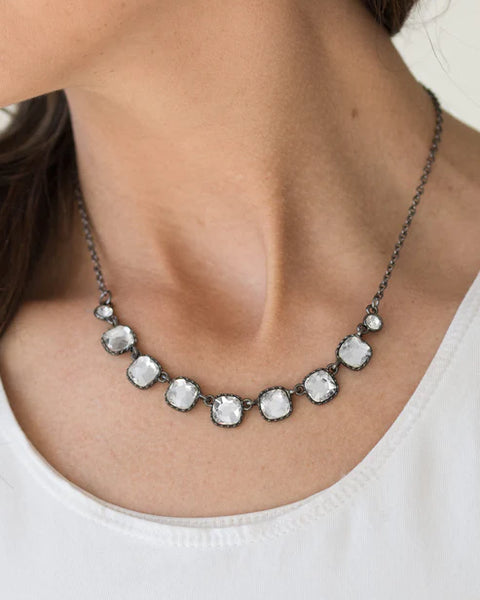 Deluxe Luxe ~ Black Necklace