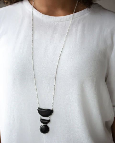 Desert Mason ~ Black Necklace