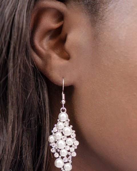 Famous Fashion ~ White Earrings