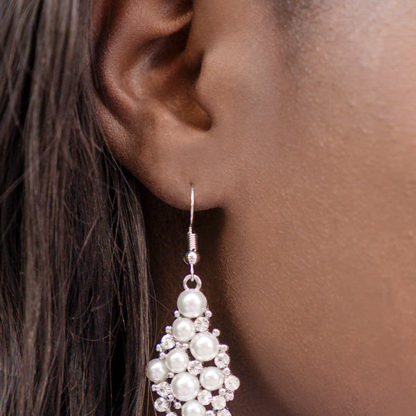 Famous Fashion ~ White Earrings