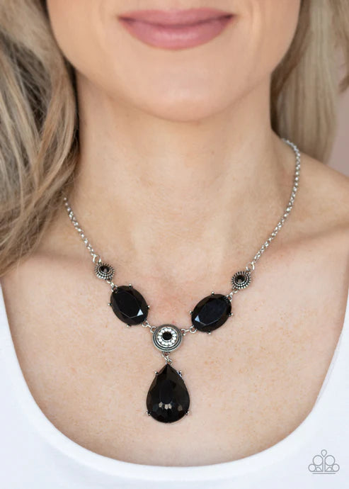 Heirloom Hideaway ~ Black Necklace