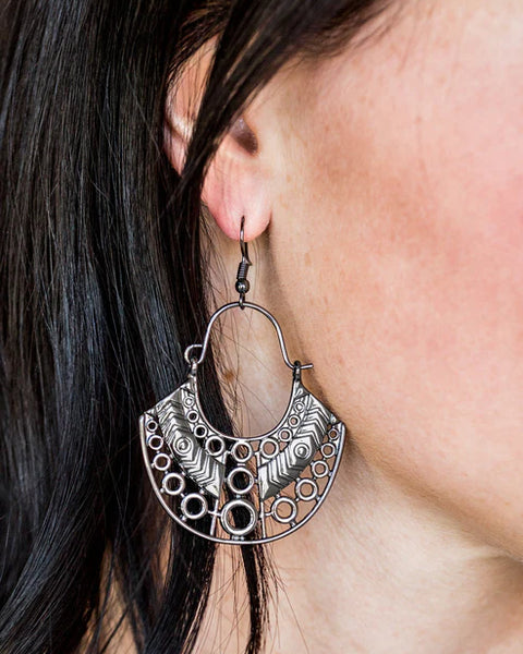 Indigenous Idol ~ Black Earrings