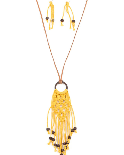 It's Beyond Macrame ~ Yellow Necklace