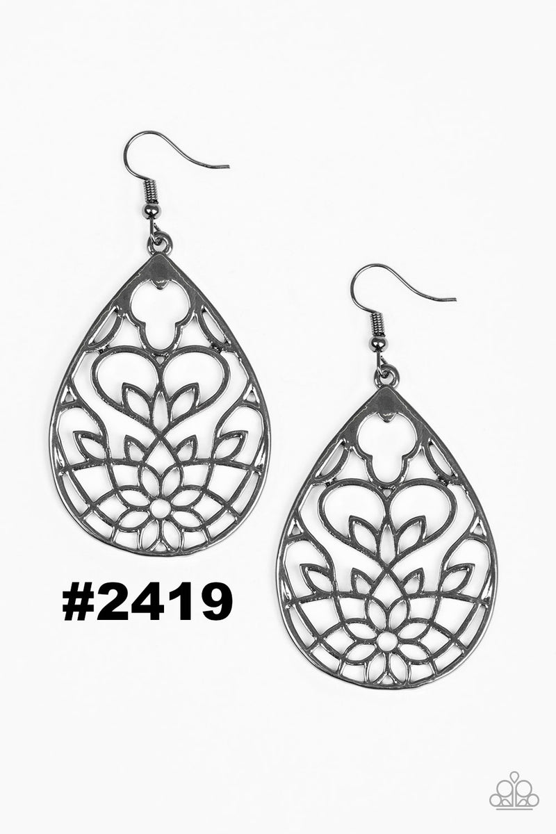 Lovely Lotus ~ Black Earrings