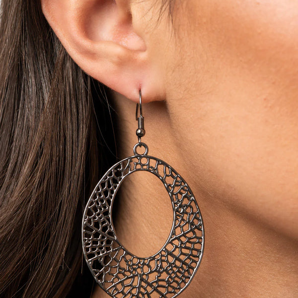 Serenely Shattered ~ Black Earrings