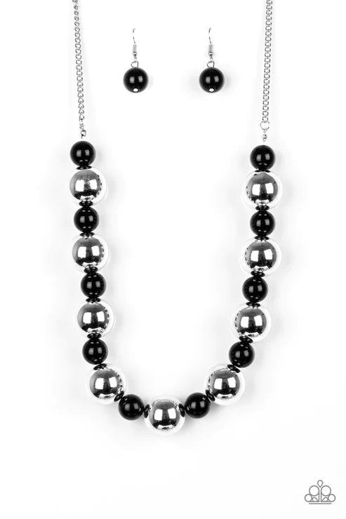 Top Pop ~ Black Necklace