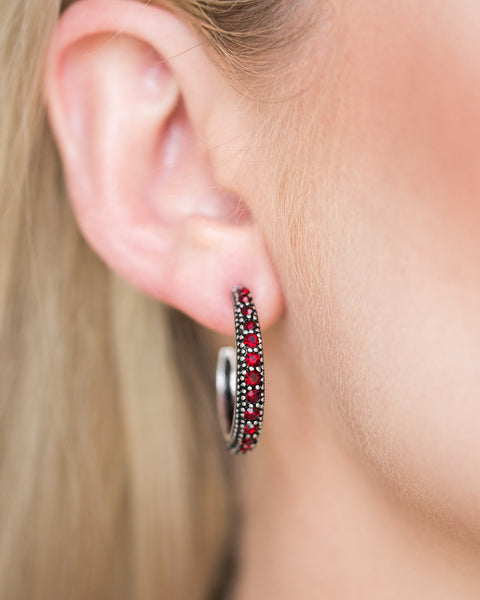 Twinkling Tinseltown ~ Red Earrings