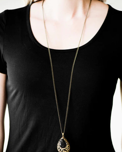 Voguish Vanity ~ Brass Necklace