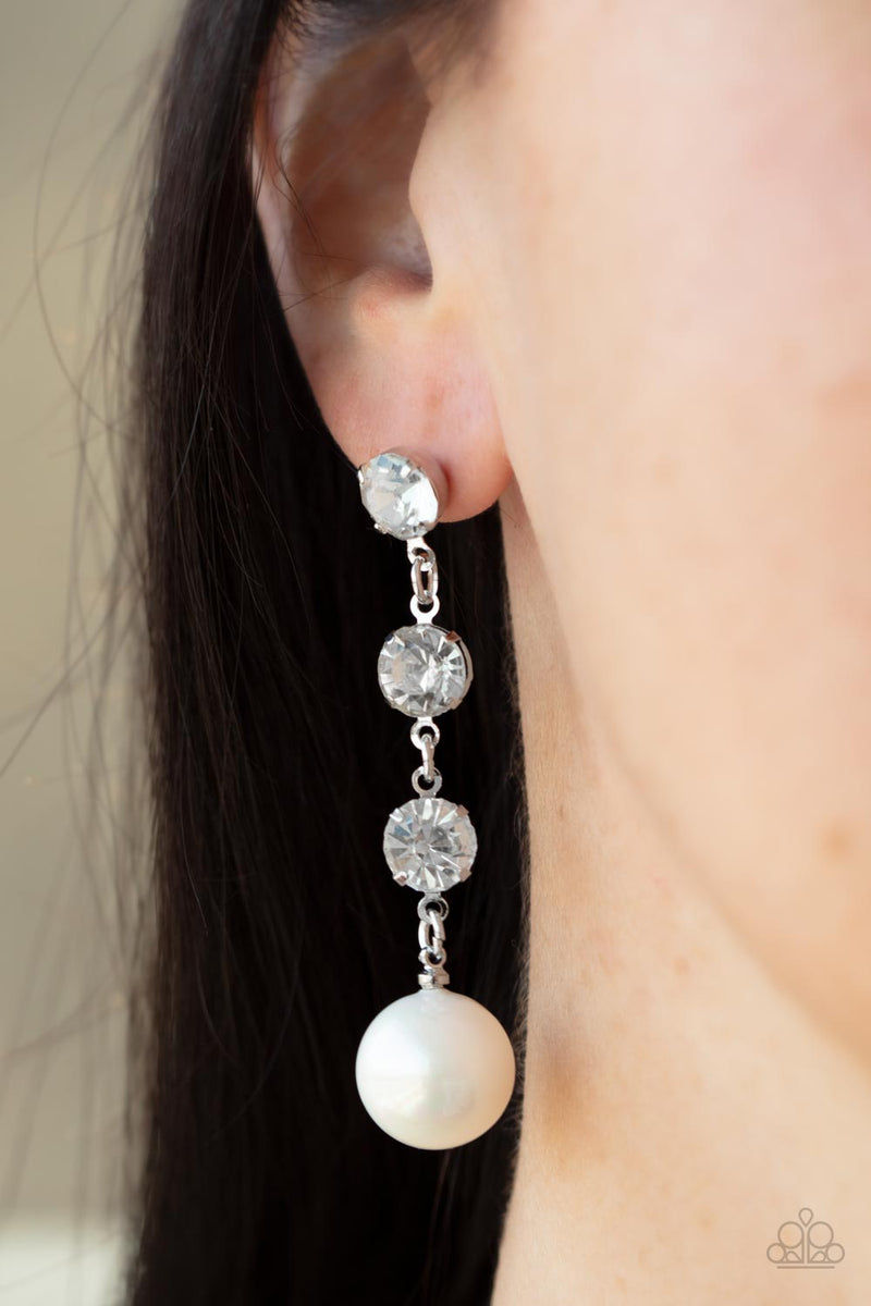 Yacht Scene ~ White Earrings