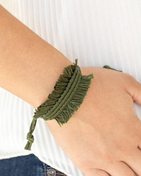 Make Yourself At HOMESPUN ~ Green Bracelet
