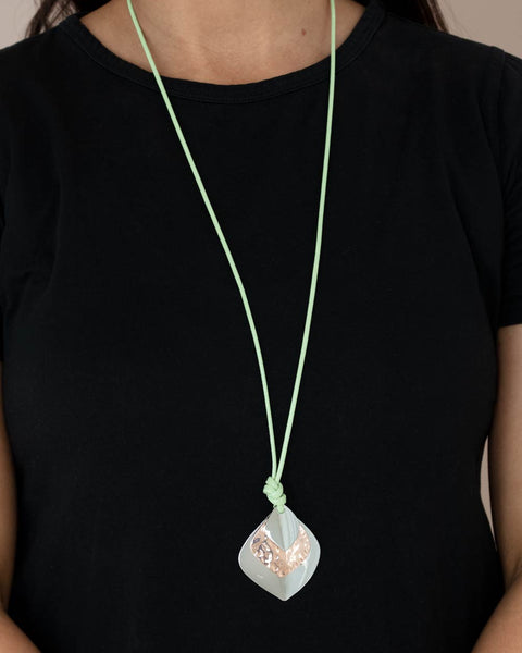Face The ARTIFACTS ~ Green Necklace