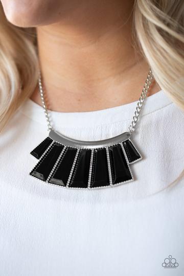 Glamour Goddess ~ Black Necklace