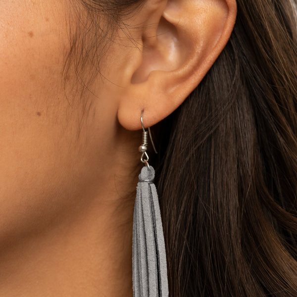 Hold My Tassel ~ Silver Necklace