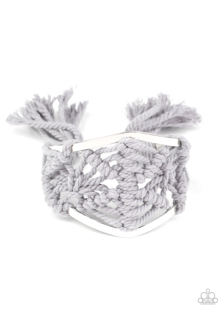 Macrame Mode ~ Silver Bracelet