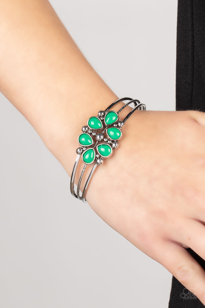 Taj Mahal Meadow ~ Green Bracelet
