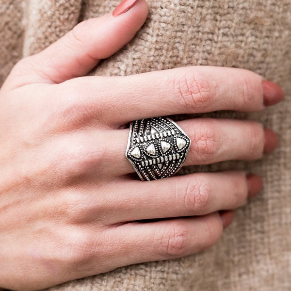 Texture Tracker ~ Silver Ring