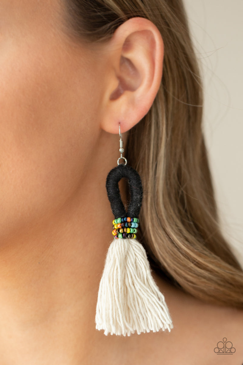 The Dustup ~ Black Earrings