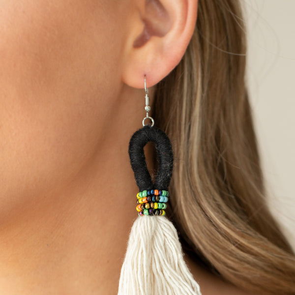 The Dustup ~ Black Earrings